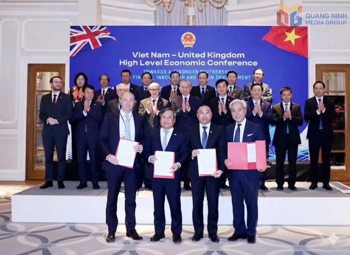 Ký bản ghi nhớ hình thành trung tâm sửa chữa máy bay lớn tại Vân Đồn - Ảnh 1