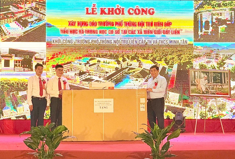 TỔNG THUẬT: Khởi công xây dựng các trường phổ thông nội trú tại các xã biên giới đất liền - Ảnh 23