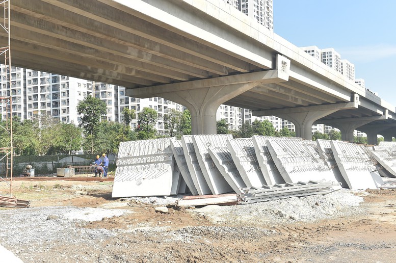 Phó Thủ tướng Mai Văn Chính kiểm tra thực địa dự án đường Vành đai 3 TPHCM - Ảnh 5