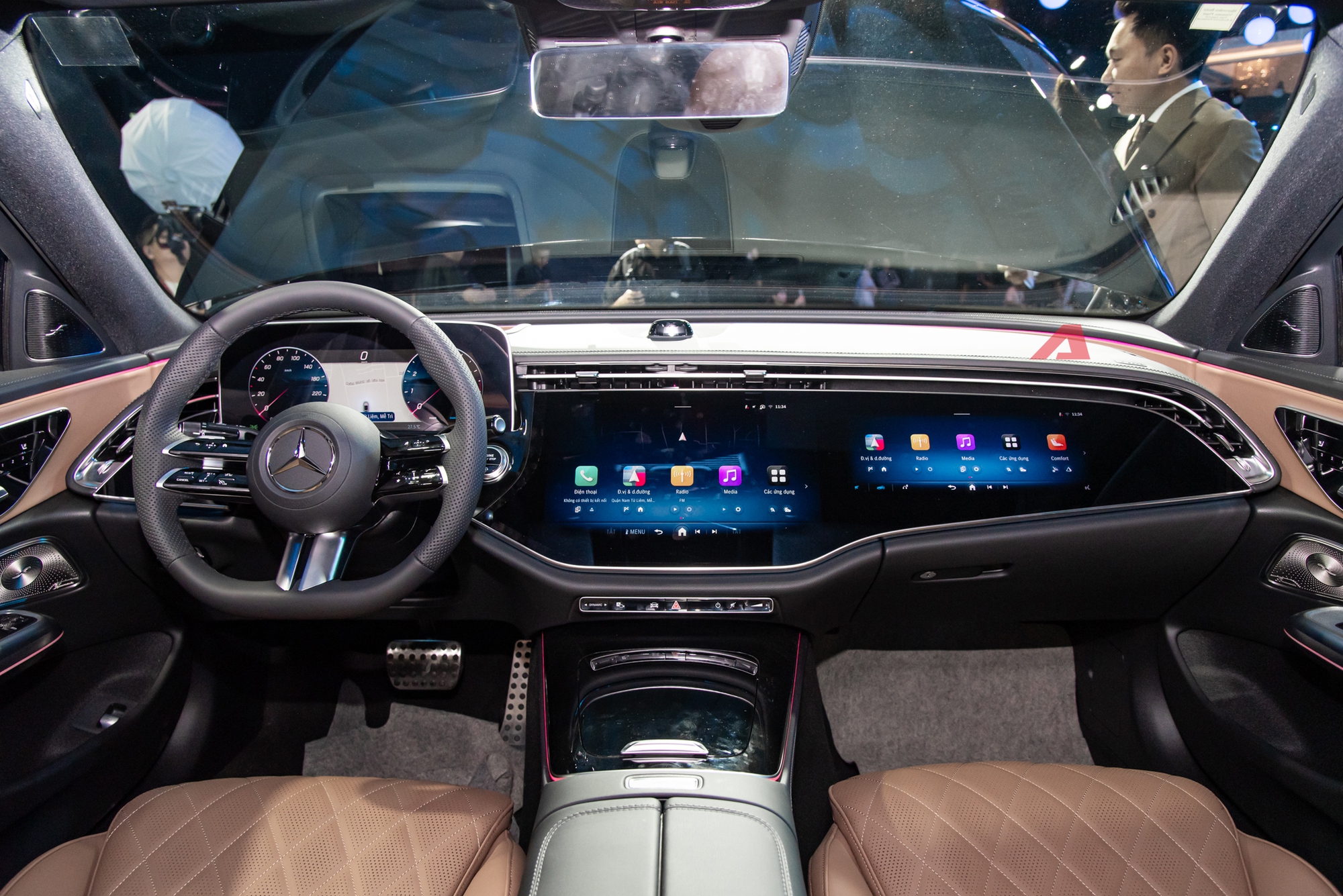 8 xe ra mắt Việt Nam tháng 10/2025: Rẻ nhất 520 triệu đồng, đắt nhất hơn 13 tỷ đồng, từ sedan đến SUV, đủ động cơ xăng điện và hybrid - Ảnh 4