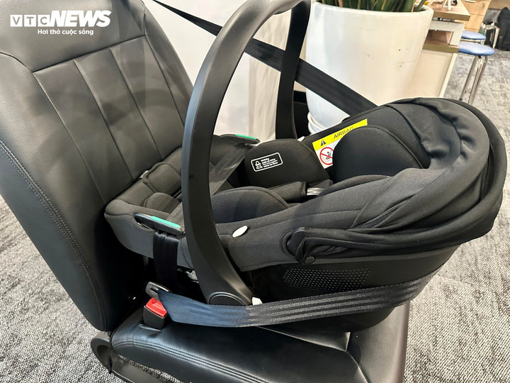 Ghế an toàn cho trẻ trên ô tô: Quy định đã có, sao phụ huynh vẫn bối rối? - Ảnh 2