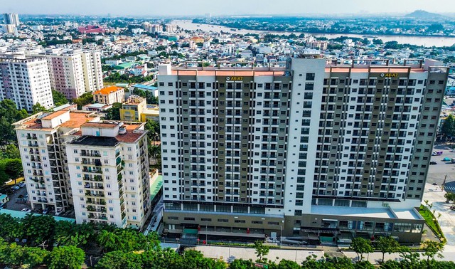 Ngay cạnh siêu dự án 16 tỷ USD, nhà ở xã hội đầu tiên được mở bán trước ngày trọng đại, mức giá gây bất ngờ - Ảnh 1