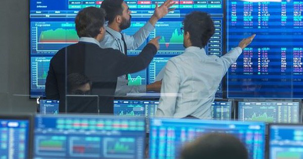 Phiên 6/11: Khối ngoại thẳng tay bán ròng hơn 1.200 tỷ đồng, "xả" mạnh loạt cổ phiếu ngân hàng