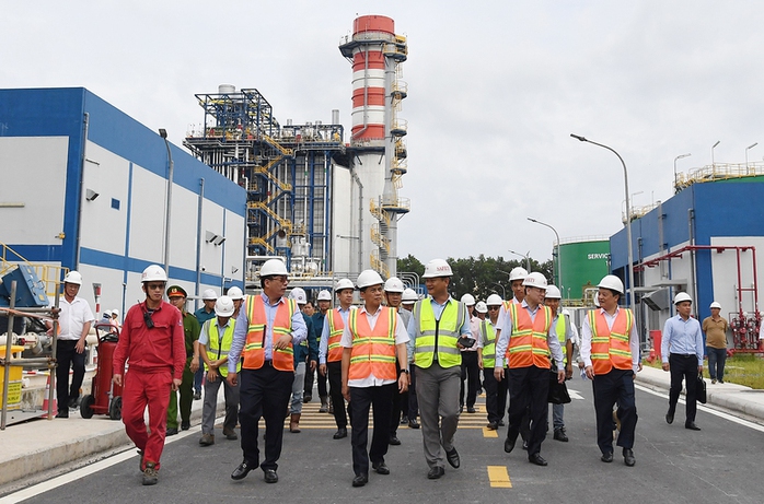 Phó Thủ tướng yêu cầu đẩy nhanh tiến độ các dự án điện tại TPHCM và Đồng Nai - Ảnh 1