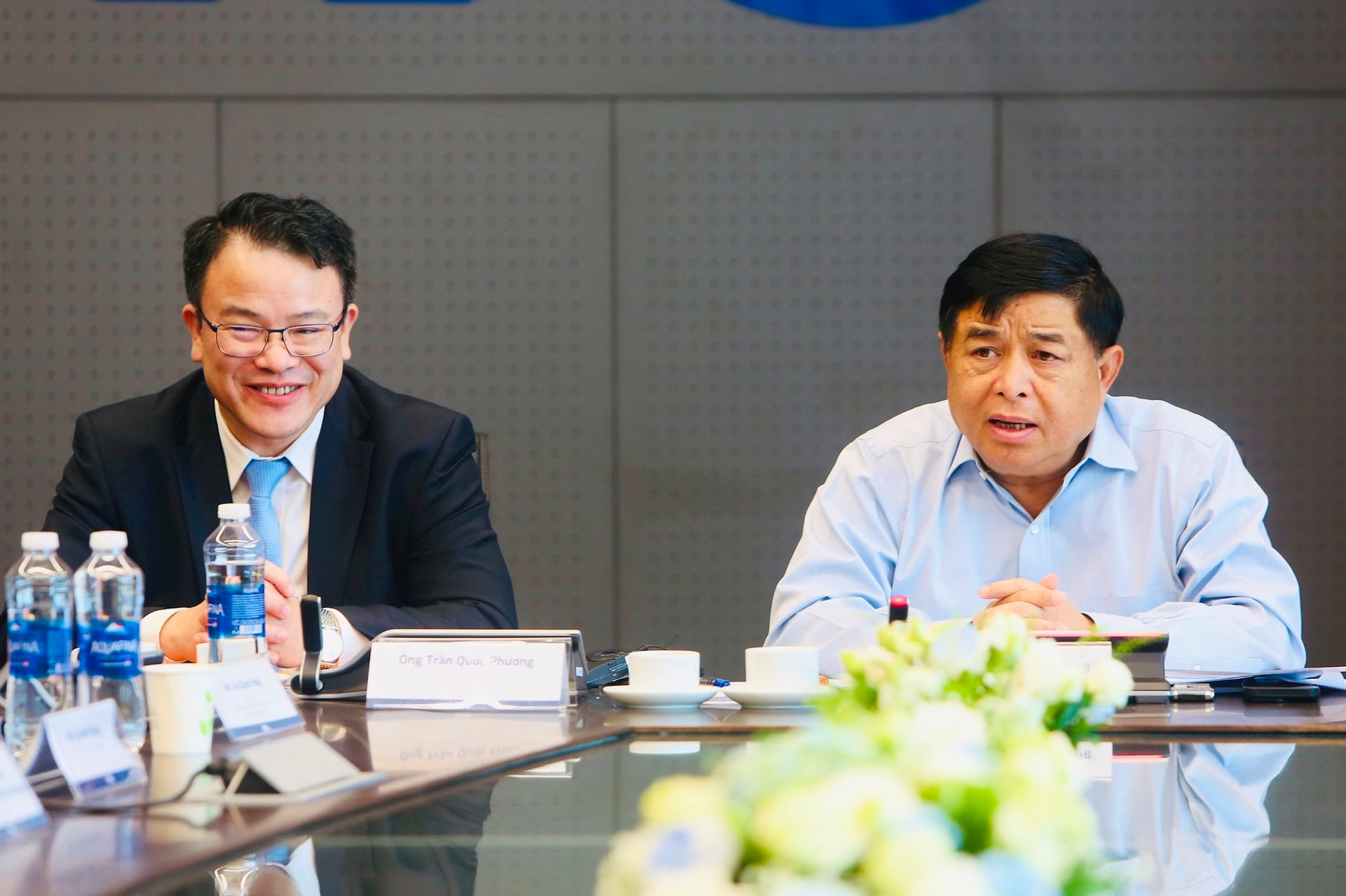 Cam kết hợp tác với Nvidia trong 12 tuần, CEO xin hỗ trợ đặc biệt, Phó Thủ tướng nói "Ngày mai có ngay" - Ảnh 4