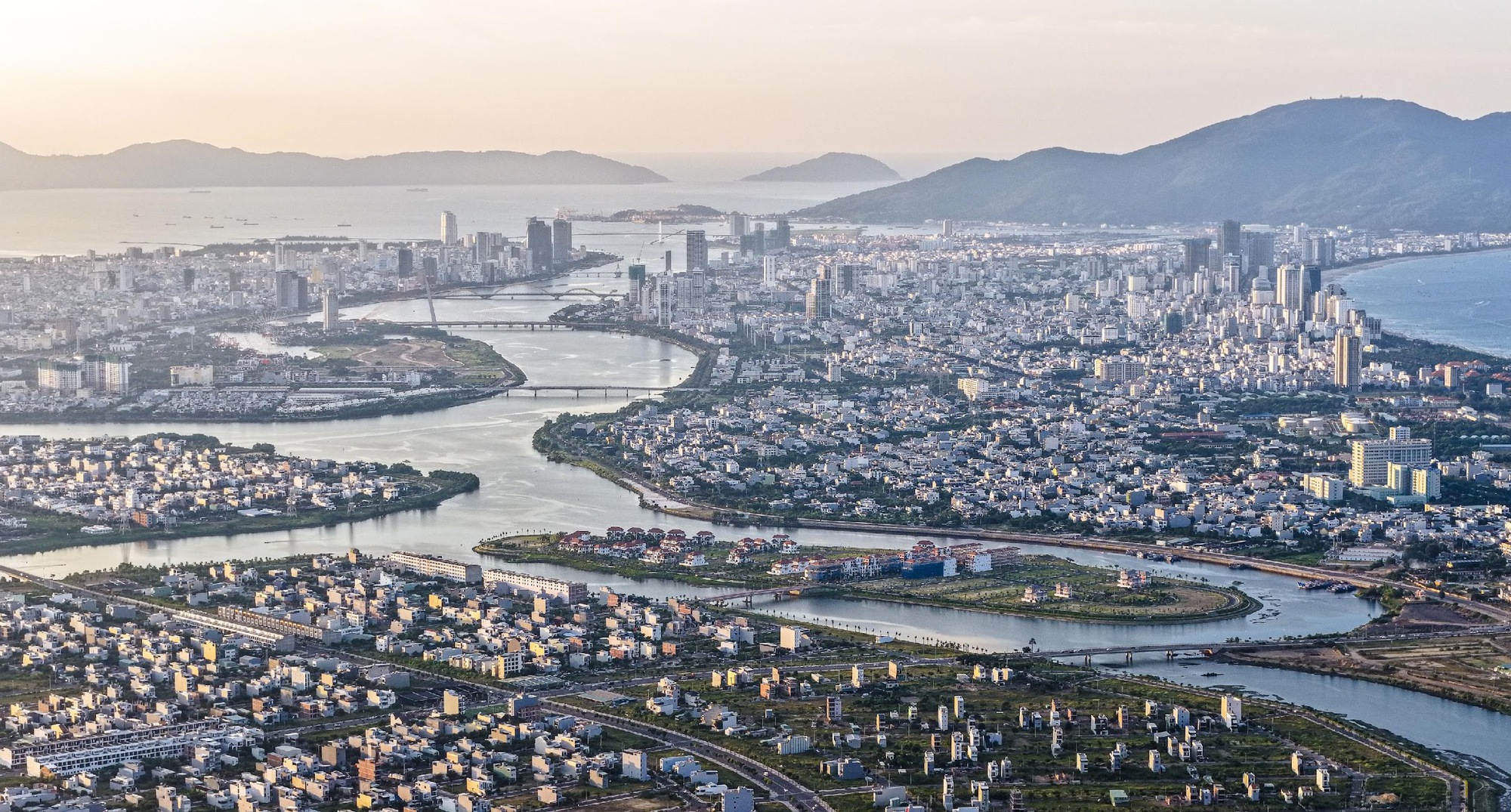 Phía Nam Đà Nẵng: điểm nóng mới của làn sóng đầu tư second home - Ảnh 1