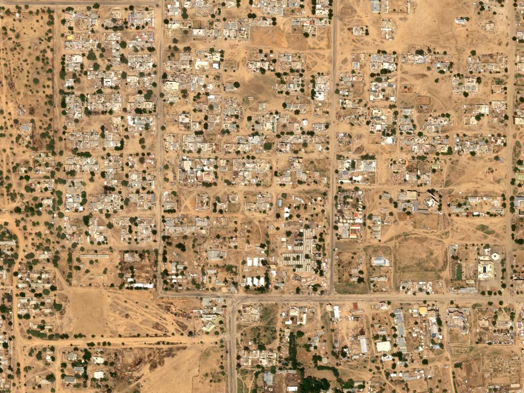 Dấu vết vụ thảm sát ở Sudan kinh hoàng đến mức nhìn thấy được từ vũ trụ - Ảnh 3