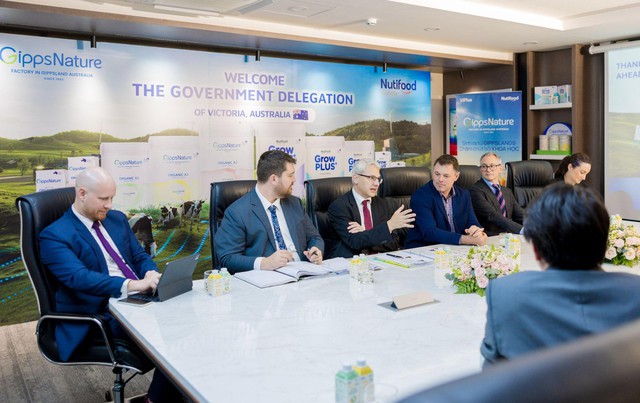 Bộ trưởng bộ tài chính bang Victoria ghé thăm Nutifood - Ảnh 2