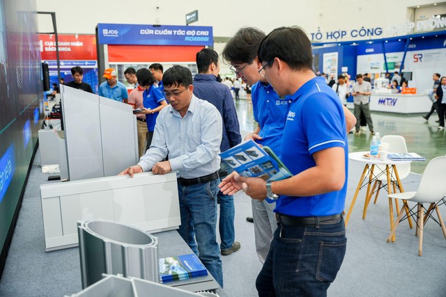 Dấu ấn Austdoor tại hội chợ quốc tế hàng công nghiệp Việt Nam (VIIF 2025) - Ảnh 3