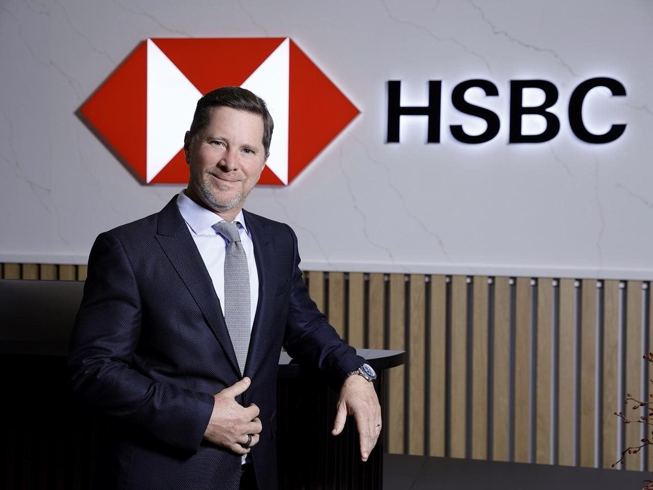 Sếp HSBC Việt Nam: Thế hệ "bánh mì kẹp" lột tả những áp lực của giới trẻ vì già hóa dân số - Ảnh 1