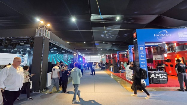 “Đại tiệc” công nghệ âm thanh - ánh sáng PLASE SHOW trở lại Hà Nội - Ảnh 10