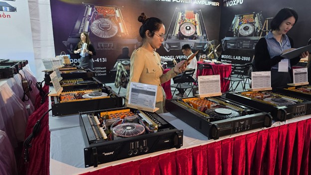 “Đại tiệc” công nghệ âm thanh - ánh sáng PLASE SHOW trở lại Hà Nội - Ảnh 11