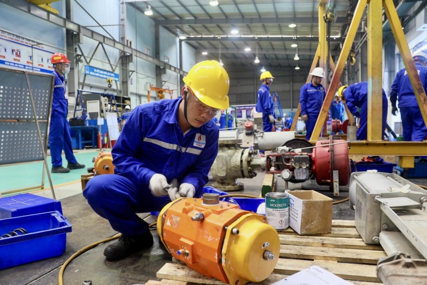 "Gã khổng lồ" 1 triệu tỷ duy nhất ở VN kích hoạt thương vụ lớn: Nhà đầu tư chiến lược sẵn sàng vào cuộc? - Ảnh 2
