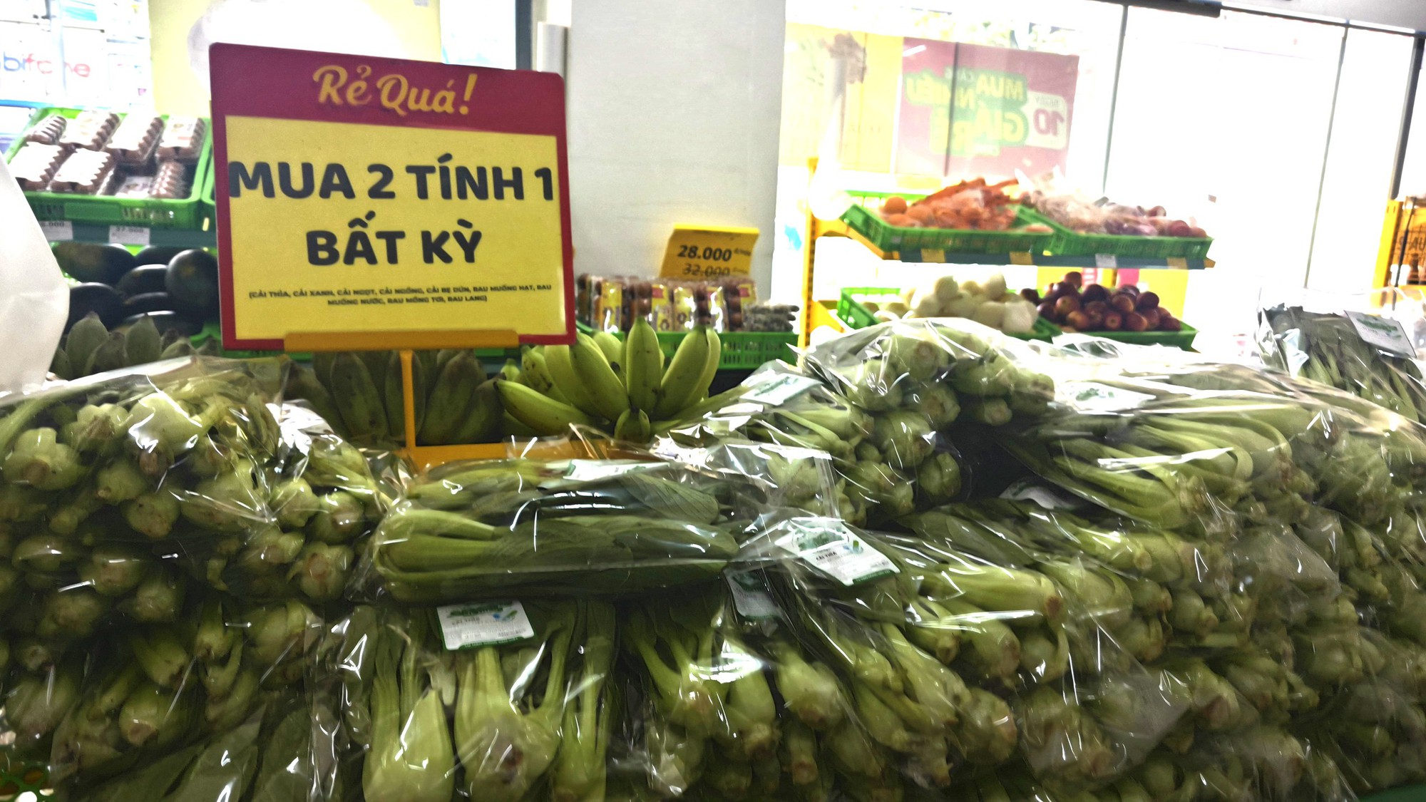 Bất ngờ: Rau siêu thị rẻ hơn chợ truyền thống gần một nửa - Ảnh 1