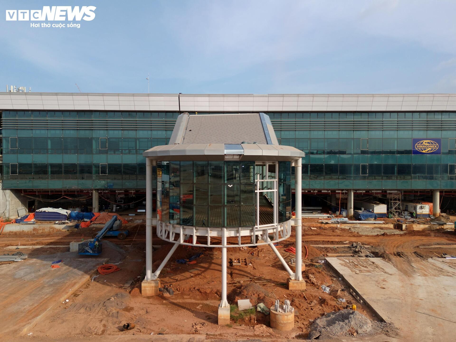 Bên trong nhà ga sân bay Long Thành trước ngày đón chuyến bay đầu tiên - Ảnh 18