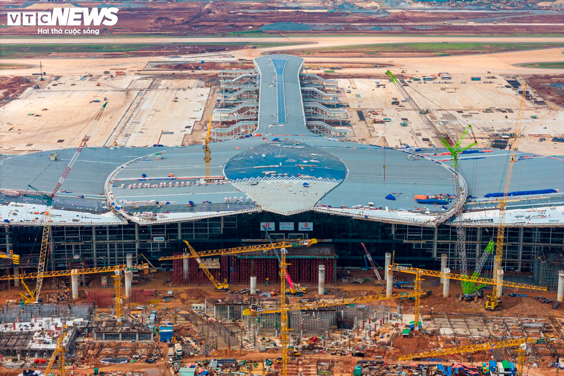 Toàn cảnh sân bay Long Thành trước ngày đón chuyến bay đầu tiên - Ảnh 2