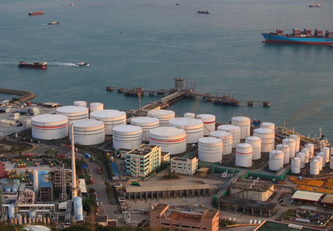 Láng giềng Việt Nam 'giáng' cú sốc gần 500 tỷ USD cho thế giới khiến loạt doanh nghiệp lớn nhất nhì phương Tây lo nơm nớp: Mục đích là gì? - Ảnh 1