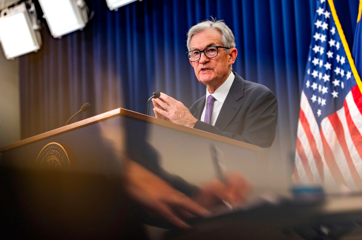 Fed gặp bất ổn - Ảnh 1