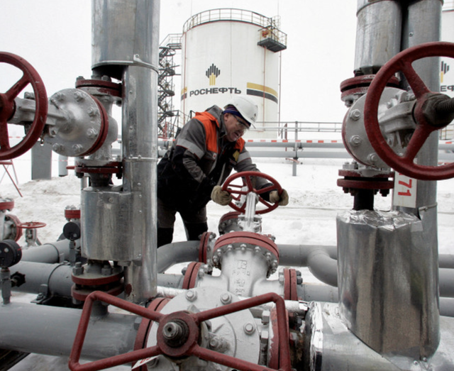 Tập đoàn khổng lồ Reliance của Ấn Độ đã từ bỏ dầu Nga - Ảnh 5