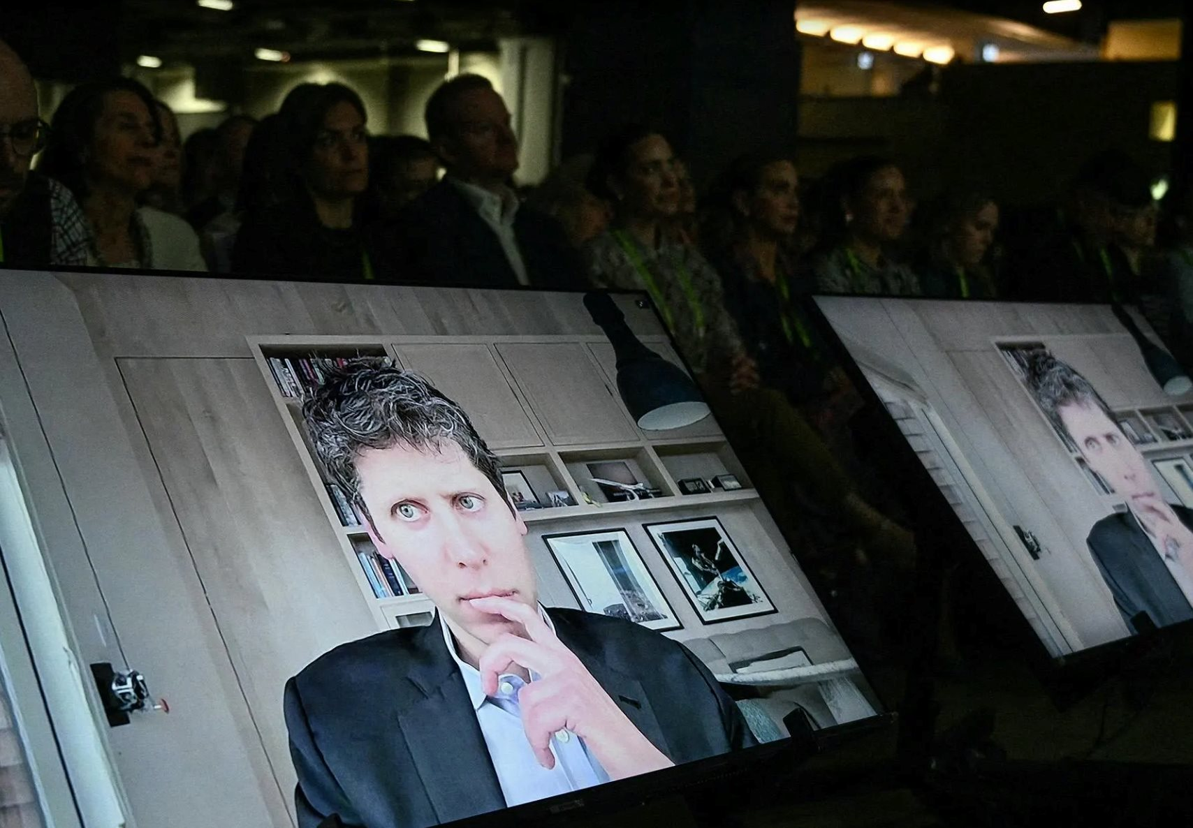 Sự thật bẽ bàng: Sam Altman đang điều hành OpenAI bằng tiền của người khác, công ty thua lỗ cũng không phải chịu trách nhiệm - Ảnh 1