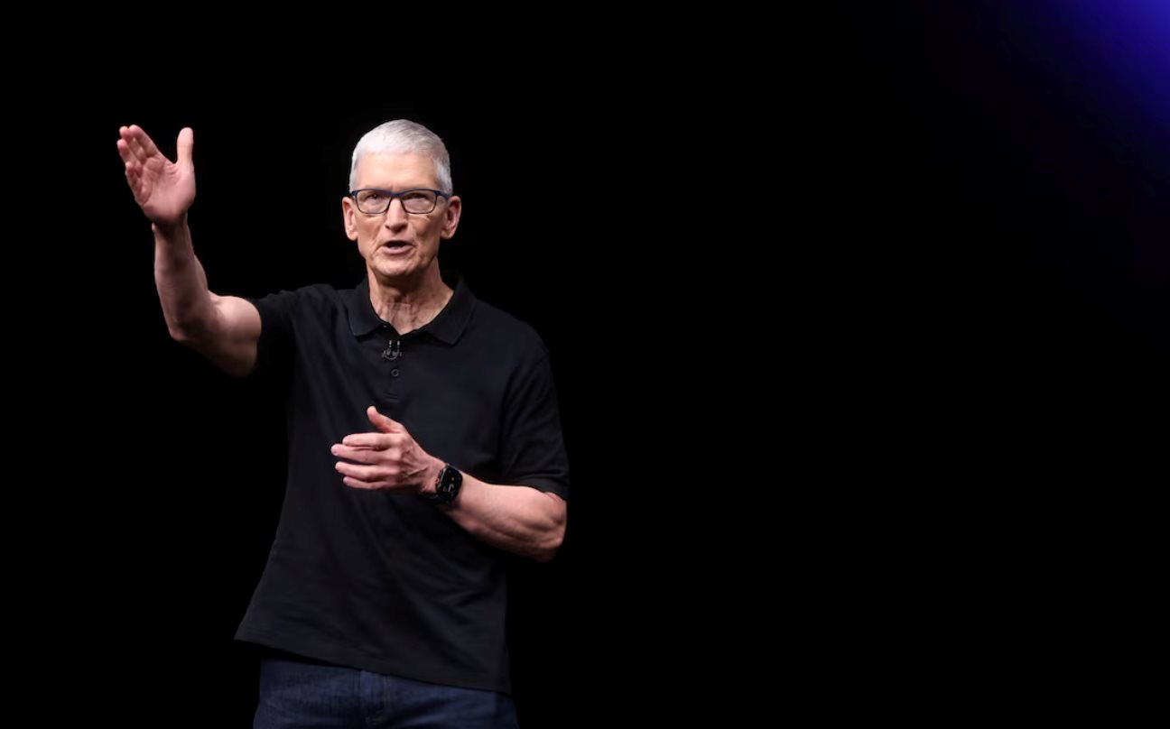 Apple đang tìm người kế nhiệm cho Tim Cook: Đế chế 4.000 tỷ USD sẽ nằm dưới chướng CEO mới nào? - Ảnh 2