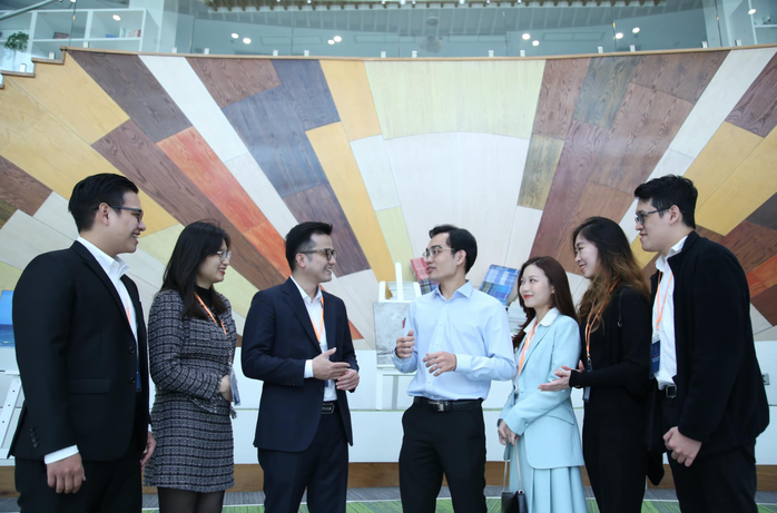 TP HCM mở rộng chính sách đãi ngộ đặc thù, thưởng 1 tỉ đồng - Ảnh 1