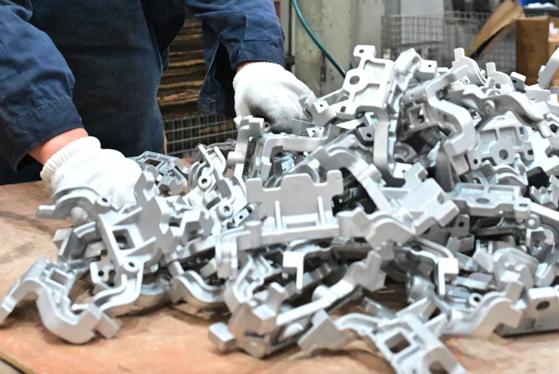 Giới doanh nghiệp EU thừa nhận sự thật đắng lòng: Hàng Trung Quốc vừa rẻ, chất lượng lại rất tốt, một ngành từng là niềm tự hào của EU đang bị 'bào mòn' nghiêm trọng - Ảnh 1