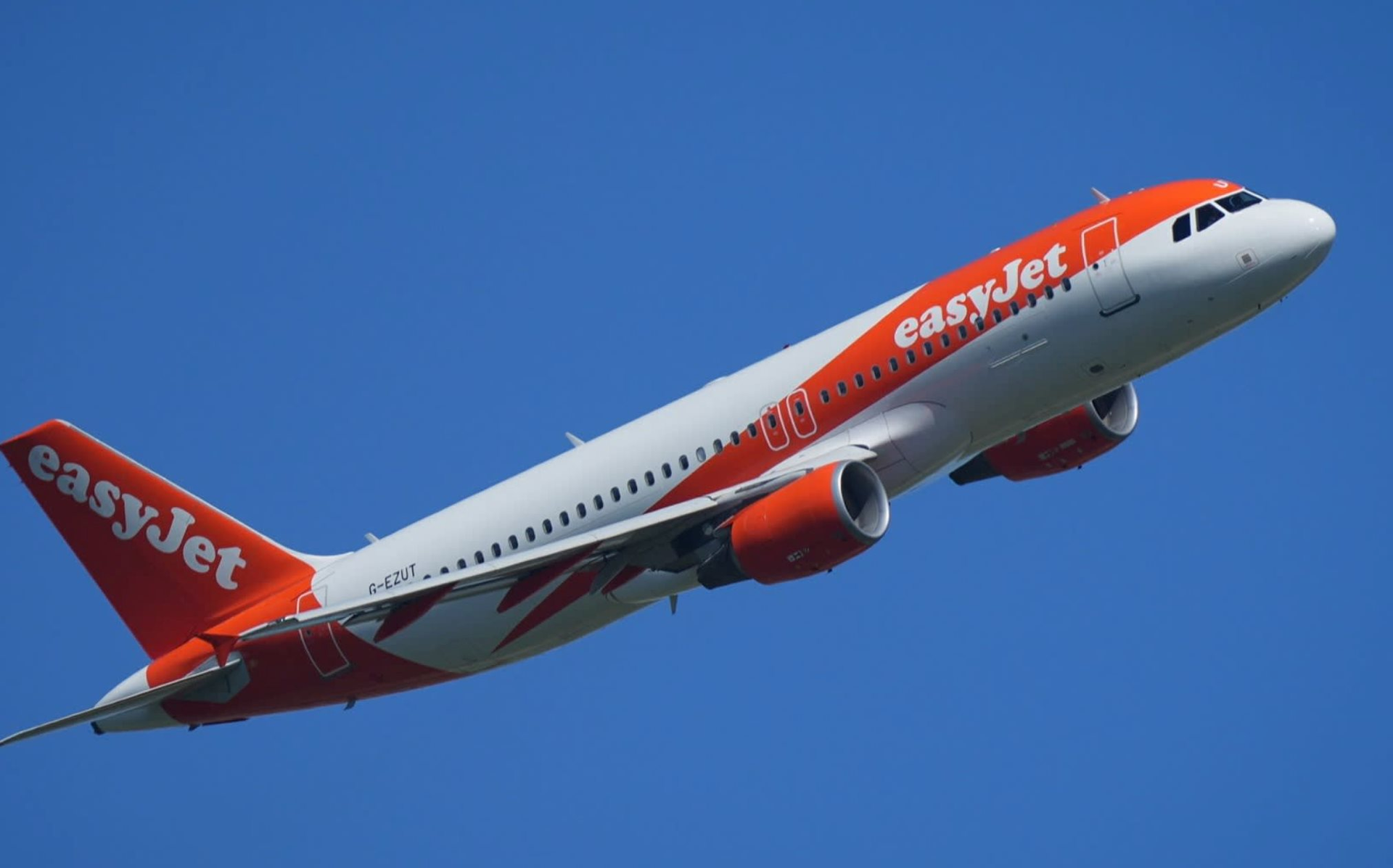 Airbus triệu hồi 6.000 máy bay A320: Chuyện gì đang xảy ra? - Ảnh 1