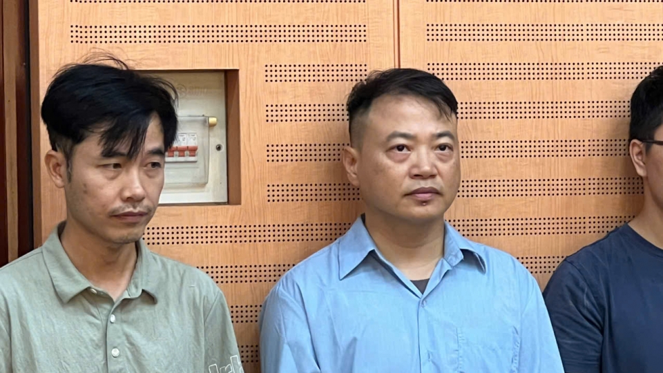 "Shark Thủy" bị đề nghị truy tố cùng 28 bị can khác - Ảnh 2