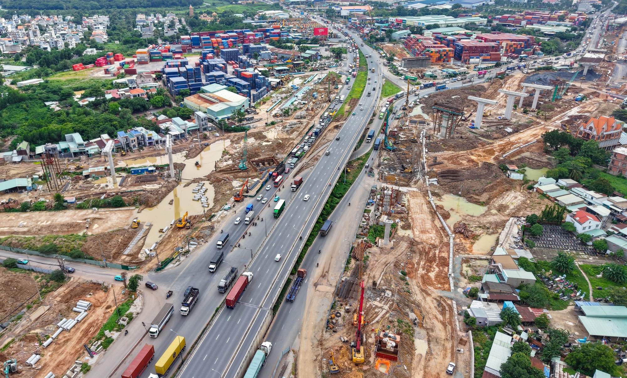 TP HCM kích hoạt hơn 900 dự án hạ tầng giai đoạn 2026 - 2030 - Ảnh 1