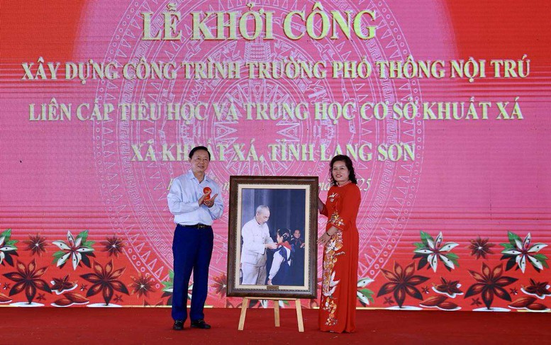 TỔNG THUẬT: Khởi công xây dựng các trường phổ thông nội trú tại các xã biên giới đất liền - Ảnh 14