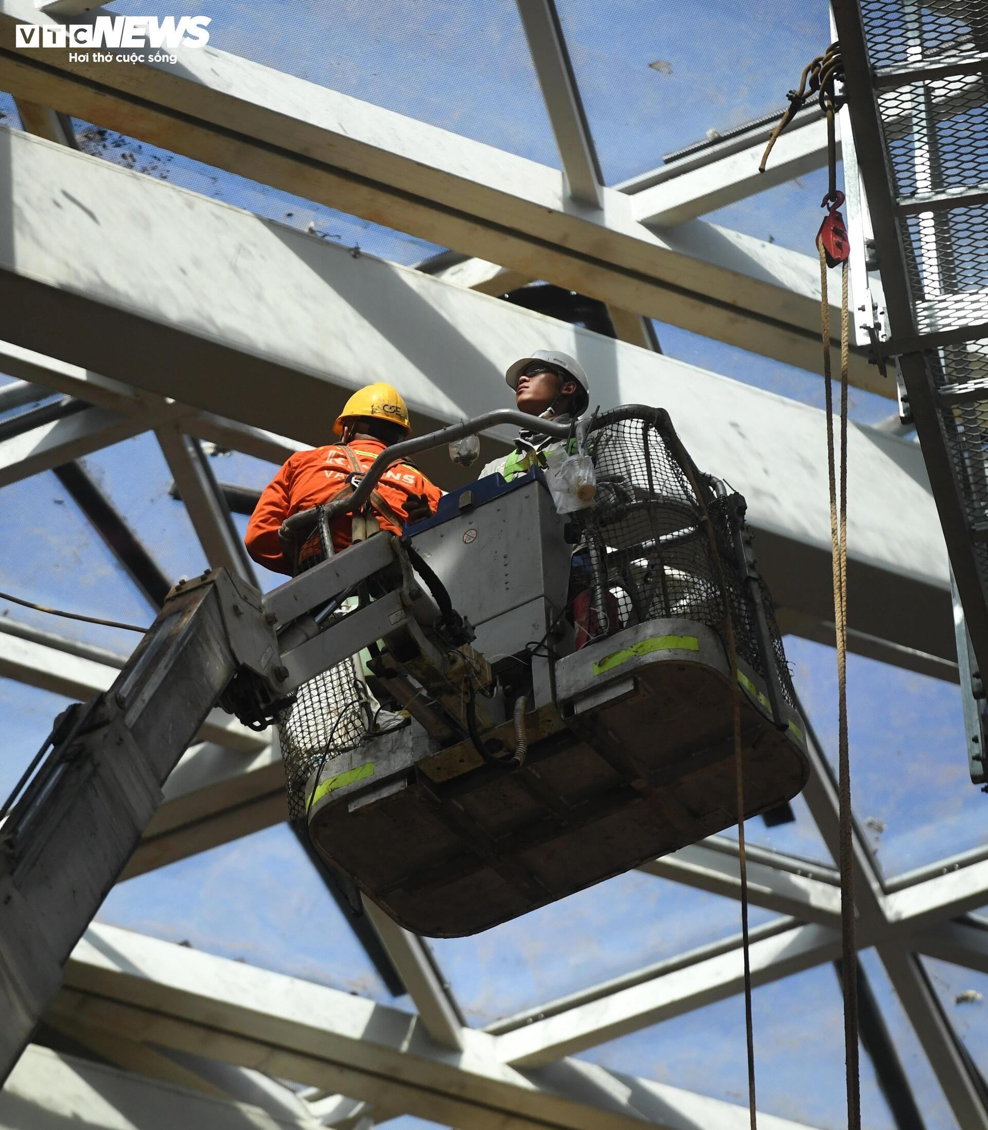 Bên trong nhà ga sân bay Long Thành trước ngày đón chuyến bay đầu tiên - Ảnh 2