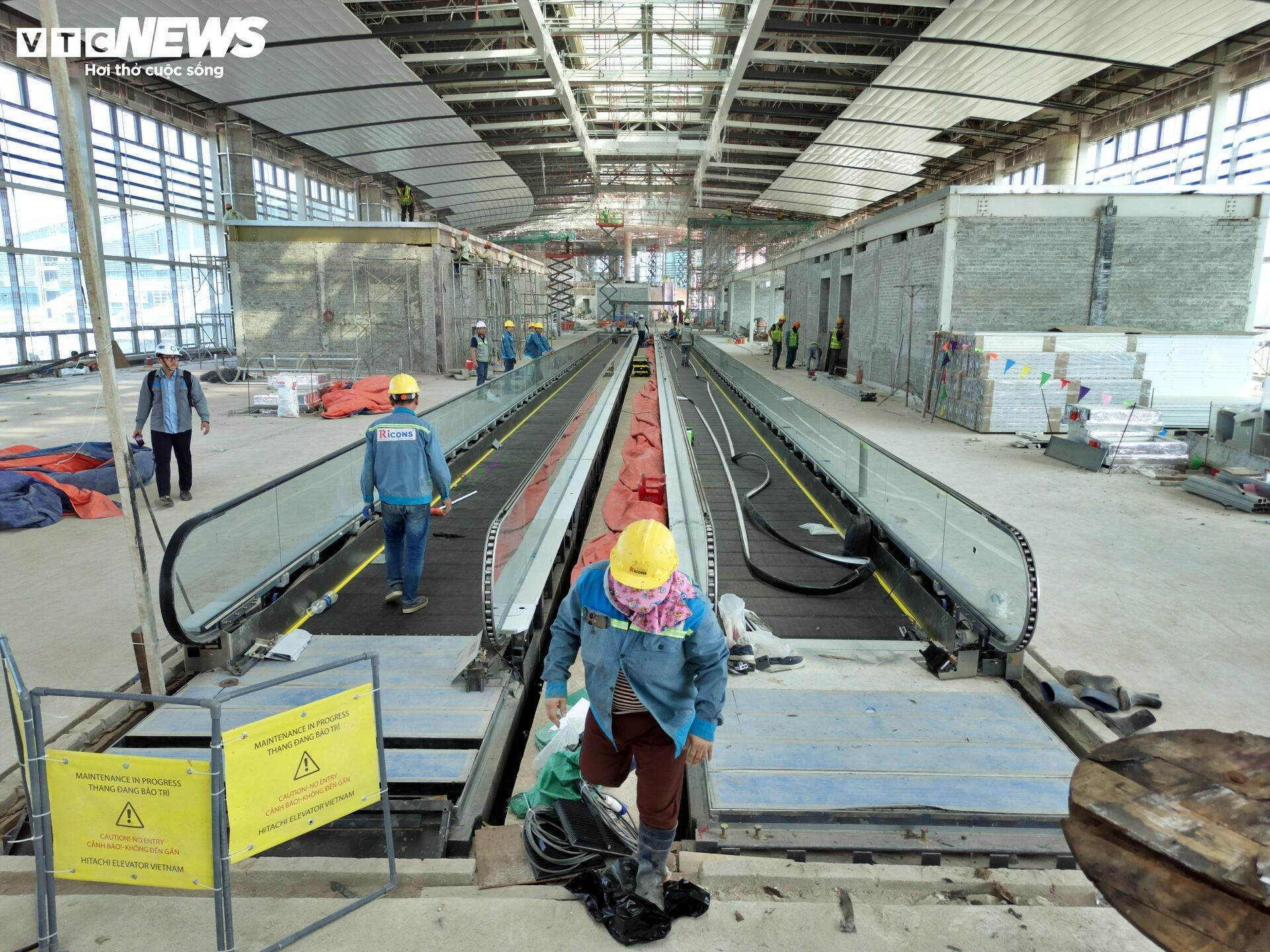 Bên trong nhà ga sân bay Long Thành trước ngày đón chuyến bay đầu tiên - Ảnh 6