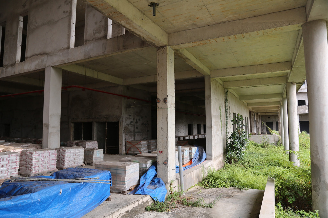 Tận thấy dự án nghìn tỷ thi công kiểu 'rùa bò' ở Cần Thơ - Ảnh 2