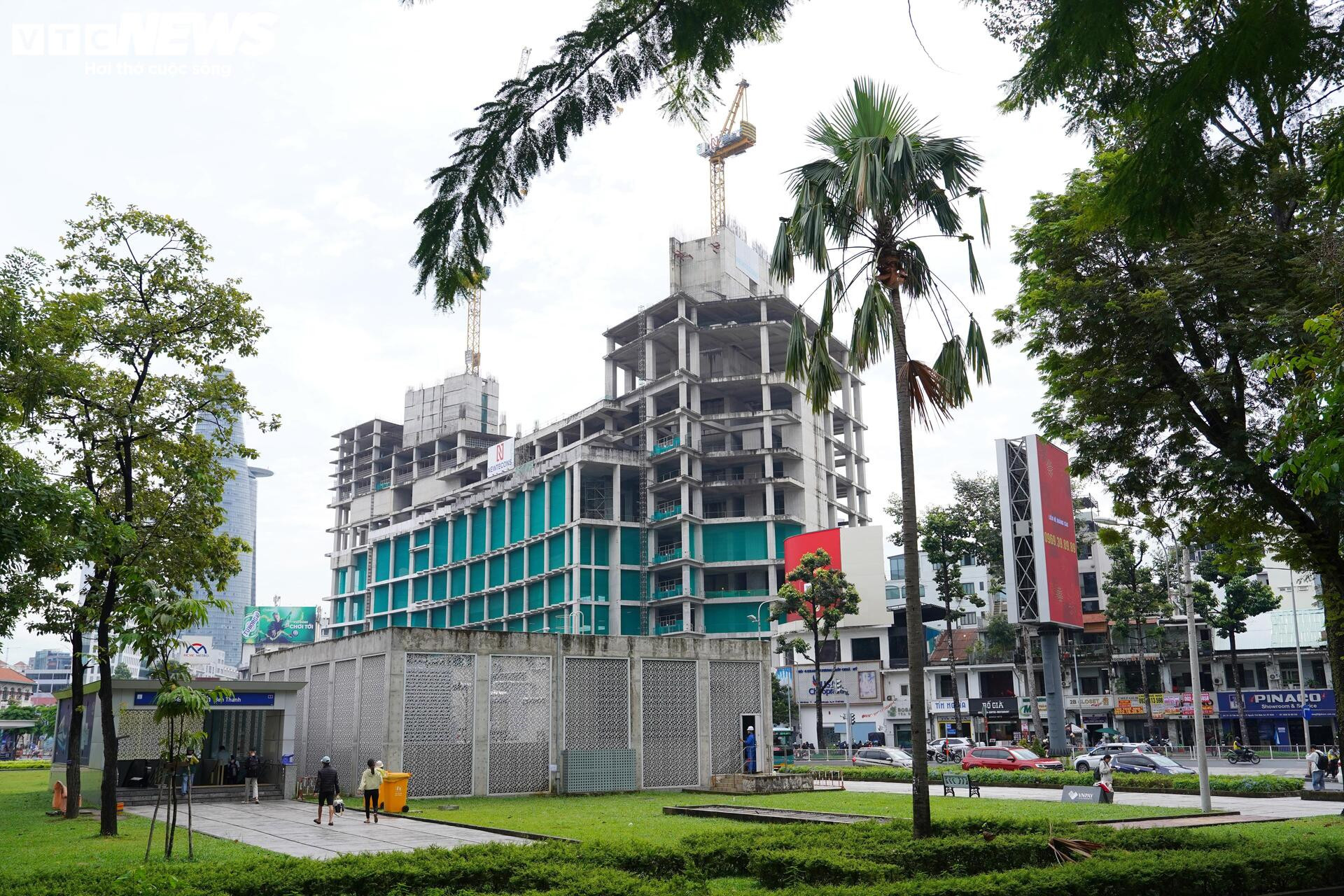 Cận cảnh cao ốc vị trí 'kim cương' được bà Trương Mỹ Lan xin tiếp tục đầu tư - Ảnh 11