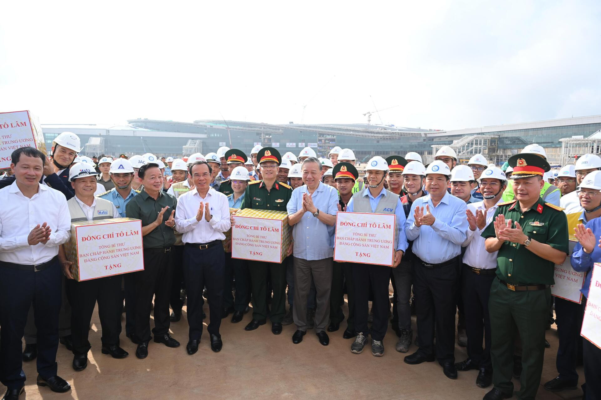 Toàn cảnh sân bay Long Thành trước ngày đón chuyến bay đầu tiên - Ảnh 13