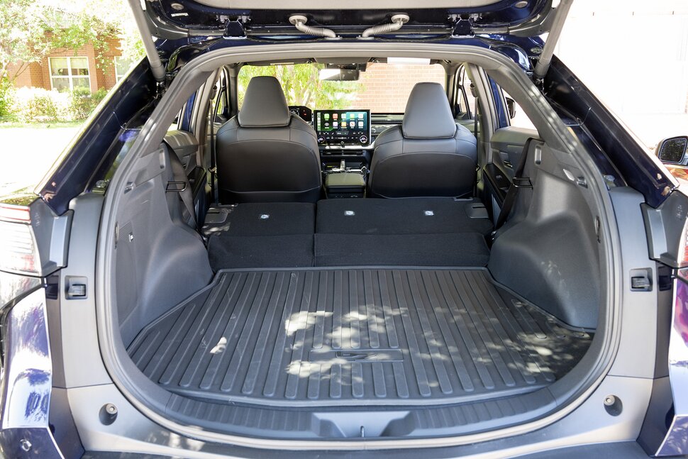 Toyota bZ4X 2026 bán thêm ở một thị trường gần Việt Nam: Giá quy đổi từ hơn 1,2 tỷ đồng, 2 bản, chạy 600km/sạc - Ảnh 17