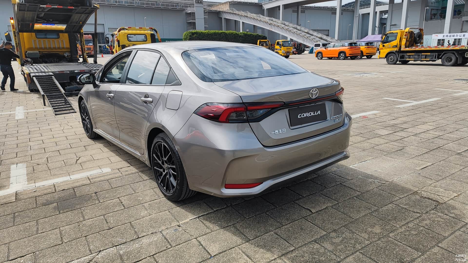 Toyota Corolla 2026 ra mắt: Mặt trước như Camry, màn hình khủng, về Việt Nam có thể vực dậy doanh số trước Civic, Mazda3 - Ảnh 20