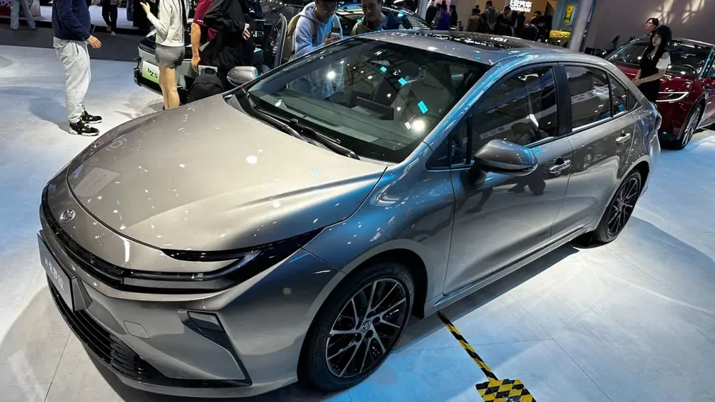 Toyota Corolla 2026 ra mắt: Mặt trước như Camry, màn hình khủng, về Việt Nam có thể vực dậy doanh số trước Civic, Mazda3 - Ảnh 15