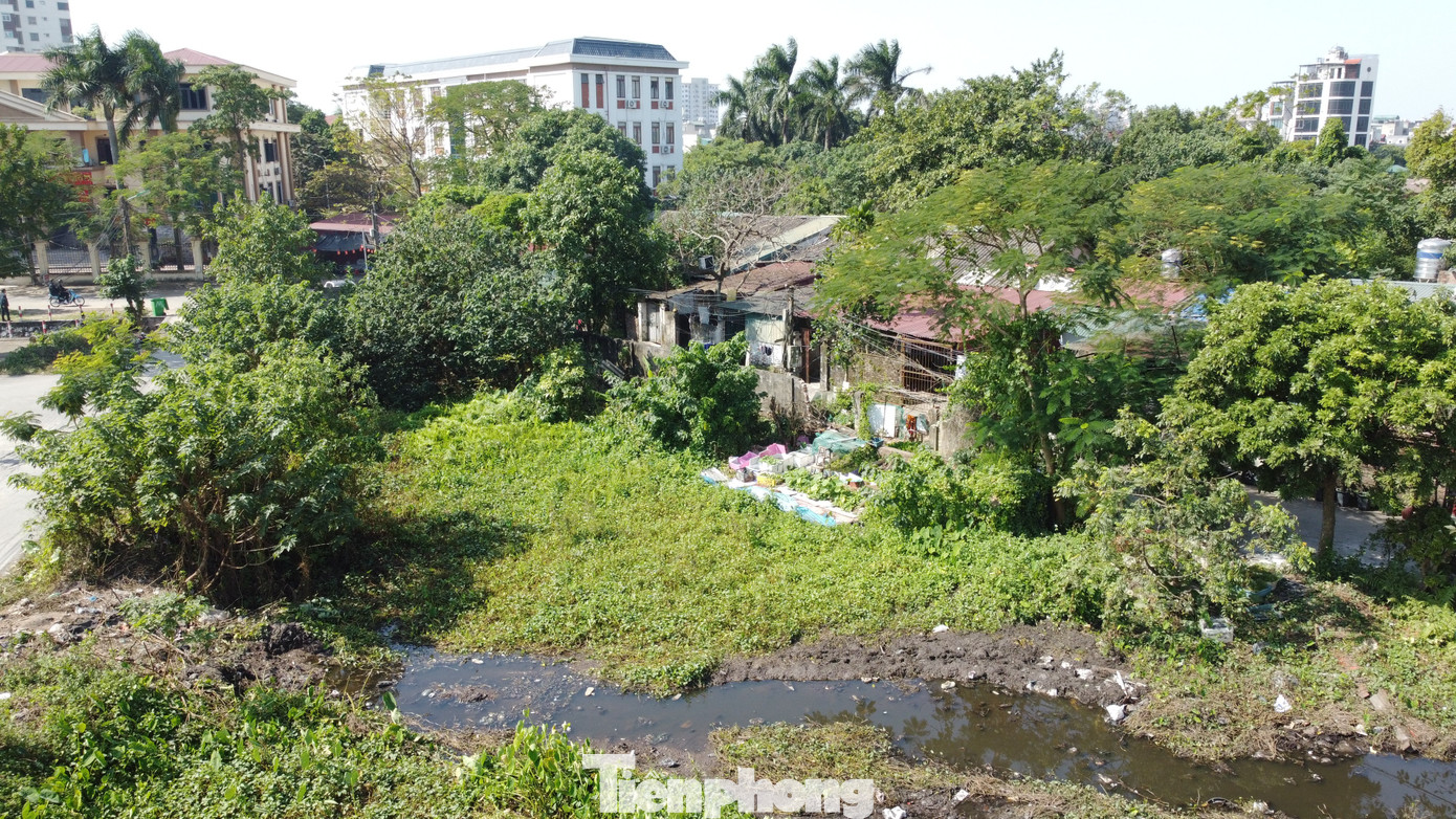 Đường nối khu đô thị Việt Hưng, 21 năm vẫn là 'ngõ cụt' - Ảnh 2