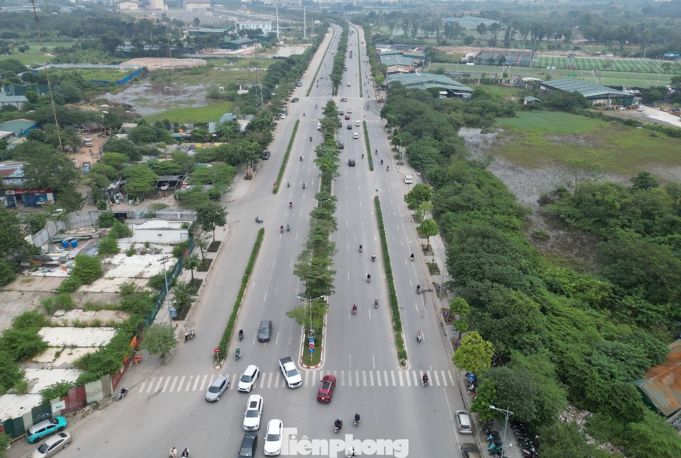 Nút giao ‘dị dạng’ ở Hà Nội lại vỡ tiến độ mặt bằng, giao thông ùn tắc - Ảnh 2