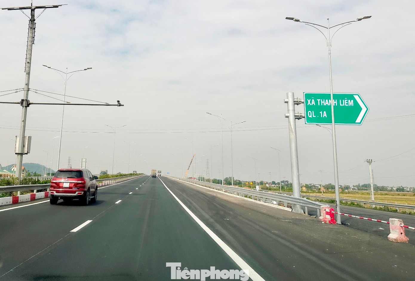 Toàn cảnh cầu vượt trên cao tốc Bắc - Nam qua Ninh Bình vừa thông xe - Ảnh 5