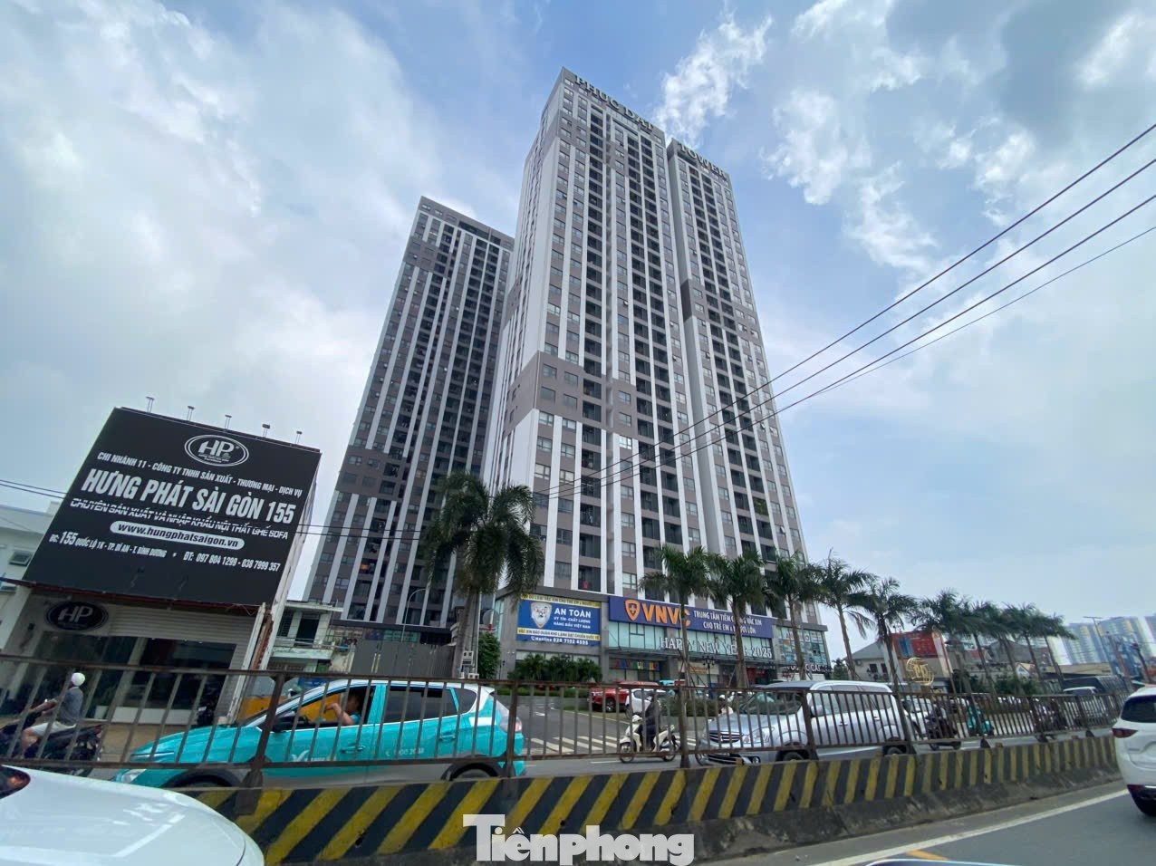 Loạt tuyến phố ở TPHCM 'gánh' hàng trăm tòa chung cư - Ảnh 23