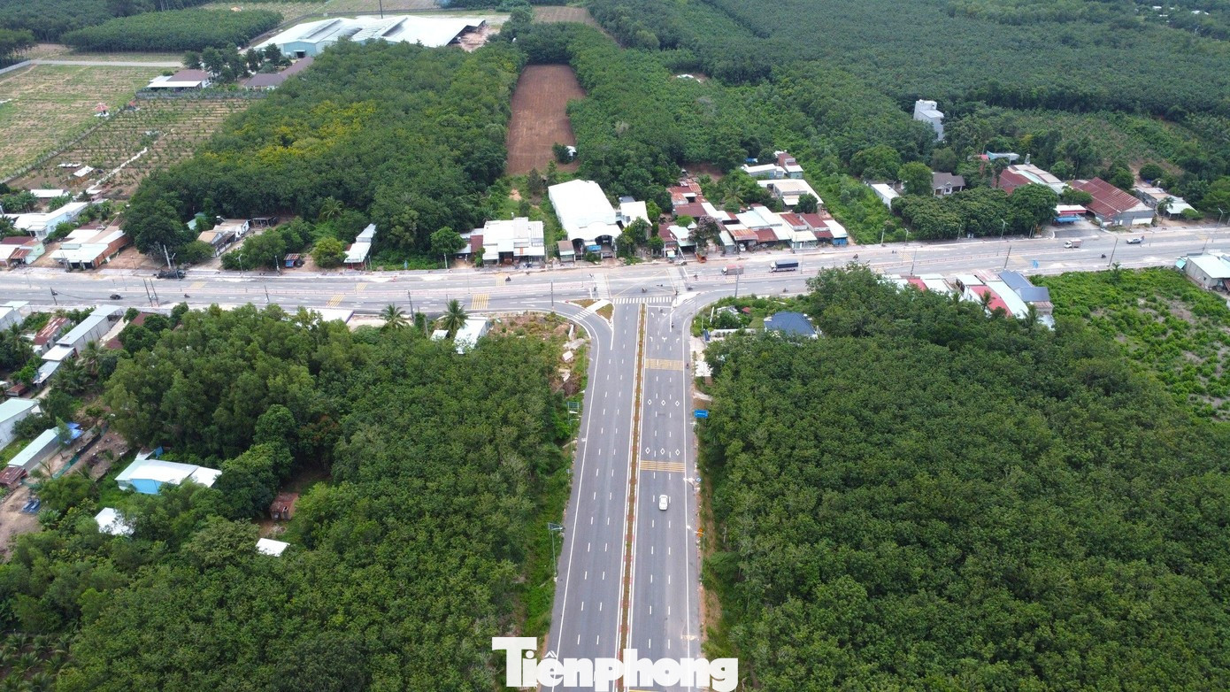 Cầu đường nghìn tỷ nối TPHCM với Tây Ninh thông xe chưa lâu đã 2 lần 'chắp vá' - Ảnh 6