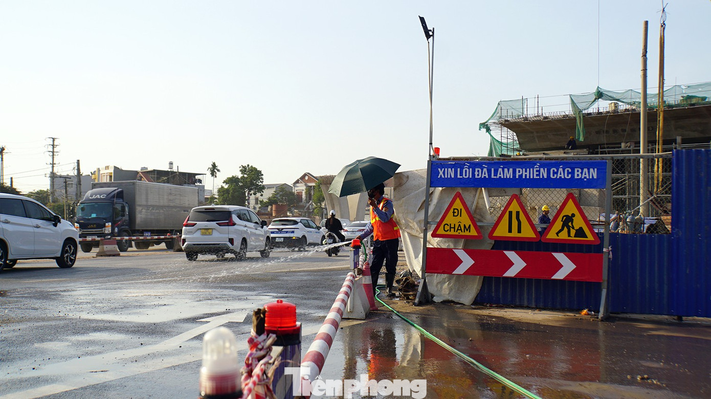 Gấp rút thi công tuyến đường vành đai 2 Hải Phòng - Ảnh 16