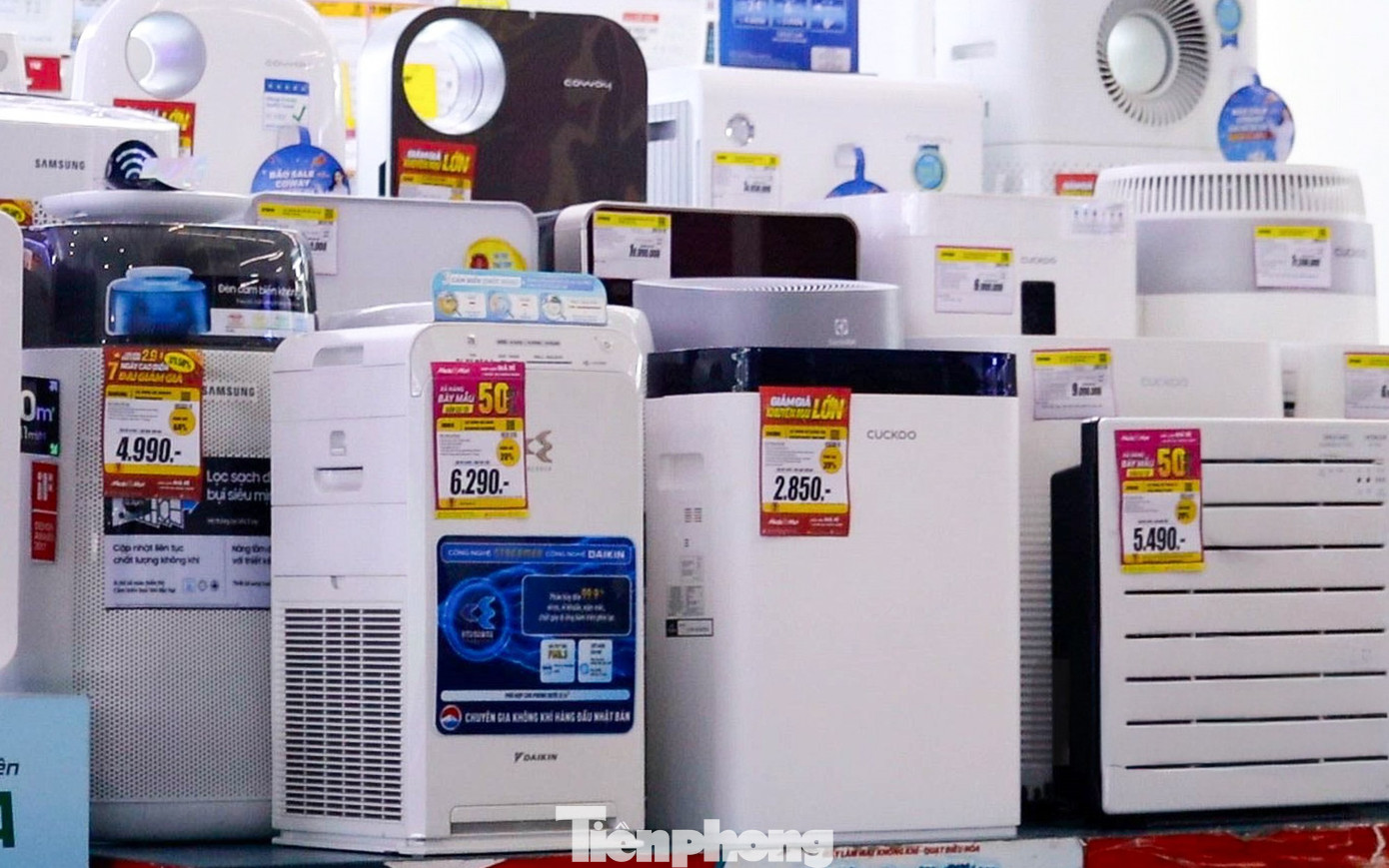 Black Friday giảm giá 'sốc' 90% vẫn ế chỏng ế chơ - Ảnh 11