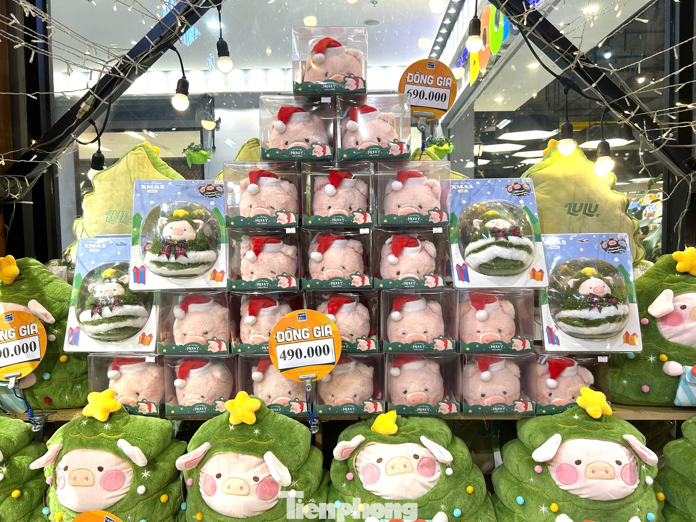 Đồ trang trí Noel xuống phố sớm, giá 'khá mềm' ngay từ đầu mùa - Ảnh 6