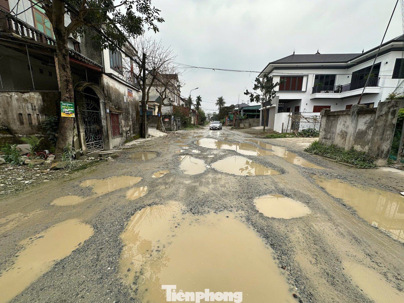 Dự án 851 tỷ thi công ì ạch: Đường nát bét, dân khổ mỗi ngày - Ảnh 10