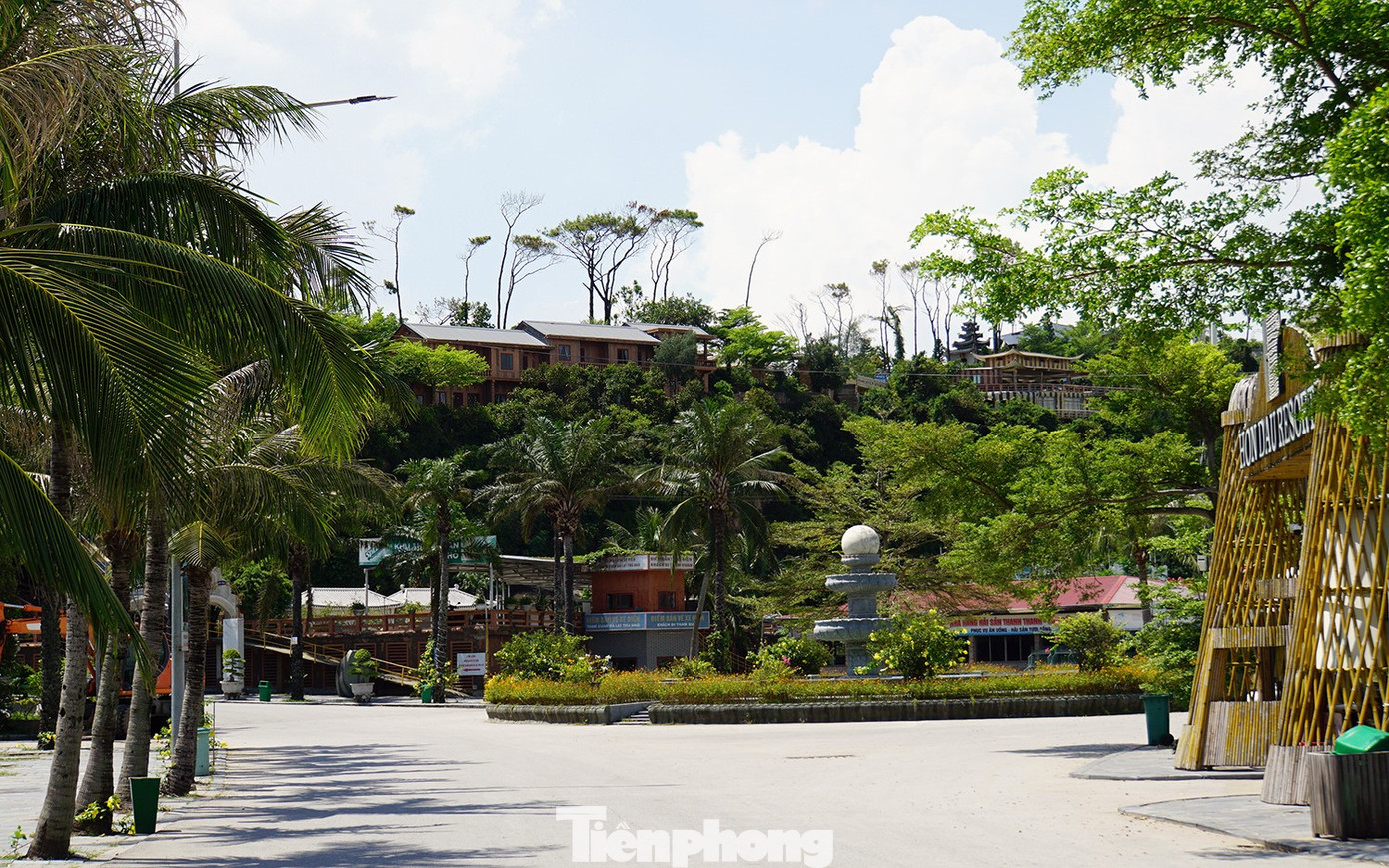 Sốt ruột hình ảnh khách sạn hạng sang 'đắp chiếu' ở Đồ Sơn - Ảnh 4