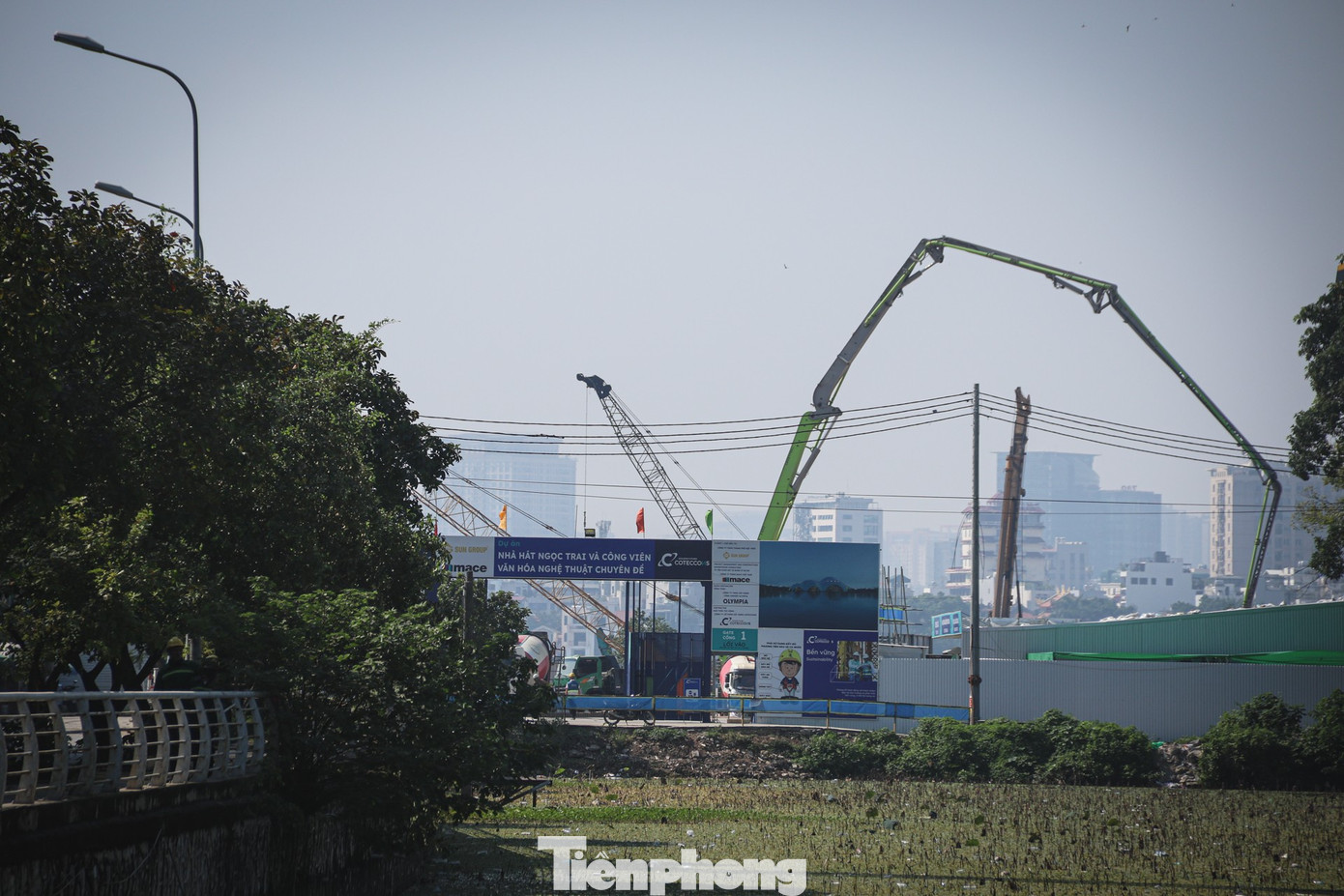 Hà Nội: Đại công trường Nhà hát Ngọc Trai gấp rút thi công - Ảnh 9